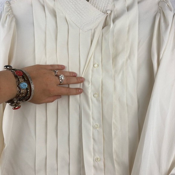 VTG Ann Chabrol Elegant Cream Pleated Button Down Shirt Women’s Sz 12 - Picture 3 of 9